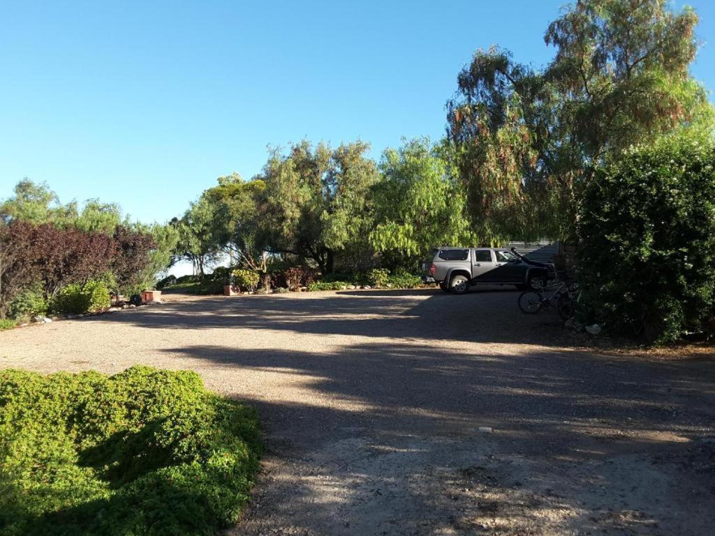 A La Folly Too The Old Workshop Bed and Breakfast Murray Bridge Esterno foto